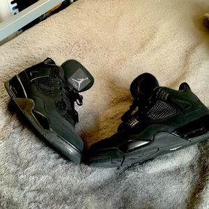 Black cats 2020 retro 4s size 12